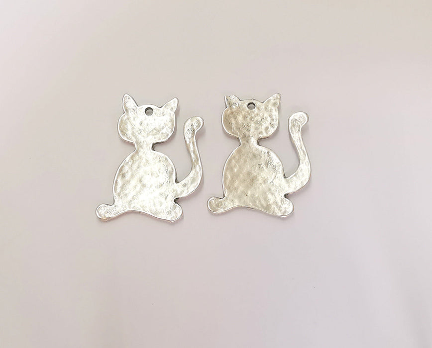 2 Cat Charms Antique Silver Plated Charms (32x22mm)  G22985