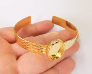 Bracelet blank Resin cuff Dry flower inlay blank Cuff bezel Glass cabochon base Hammered adjustable Shiny gold plated (18x13mm ) G23402