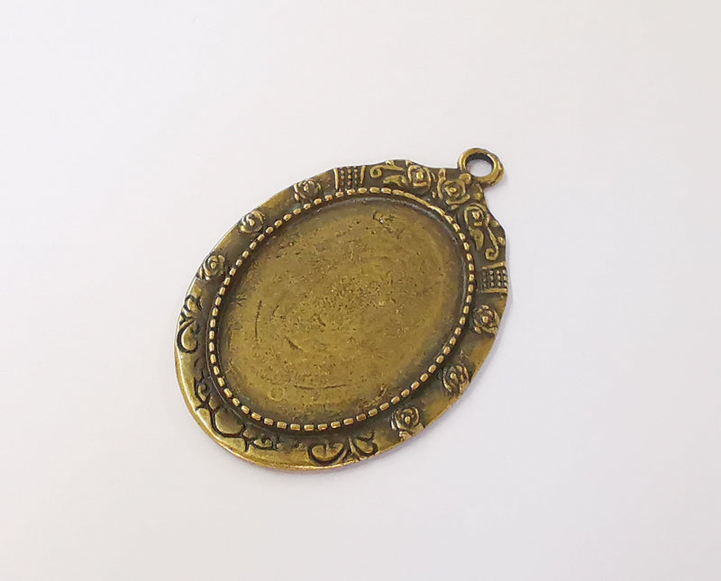 2 Frame pendant blank Antique bronze plated pendant (52x34mm) (34x24mm Blank Size)  G23421