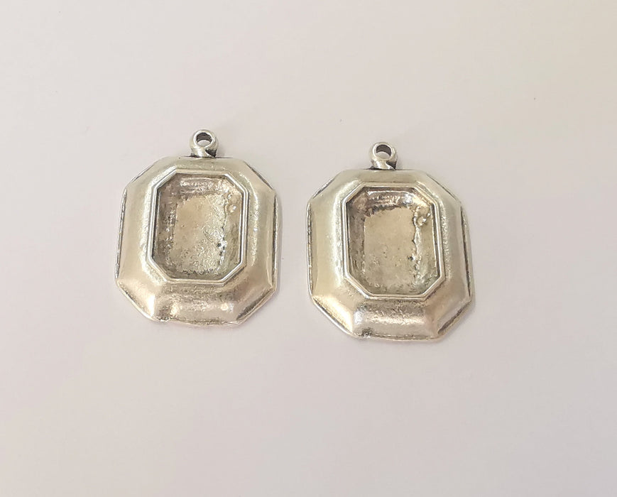 2 Silver Charms Blank Resin Blank Antique Silver Plated Charms 27x20mm  (14x10mmBlank)  G24344