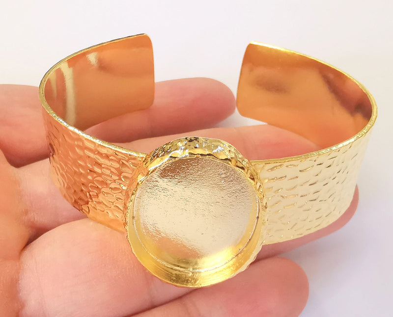 Bracelet Blank Resin Cuff Dry Flower inlay Blank Cuff Bezel Glass Cabochon Base Hammered Adjustable Shiny Gold Plated (30x22mm ) G23040
