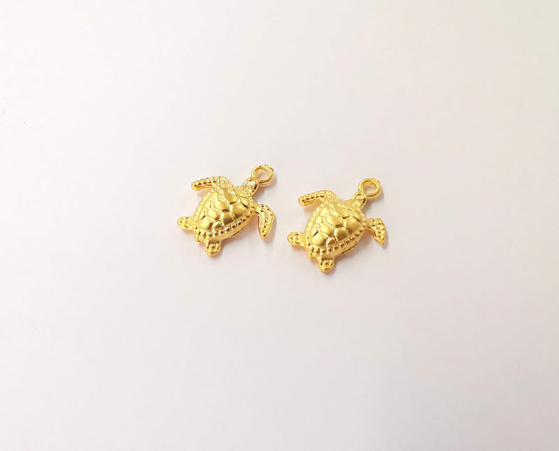 4 Sea turtle charms Gold plated charms (17x14mm)  G23492