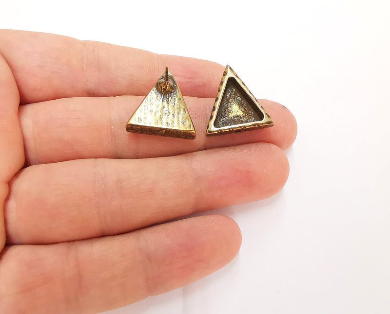 Earring blank backs base setting Hammered resin blank Cabochon base inlay mounting Antique bronze plated (14x13mm) 1pair G23520