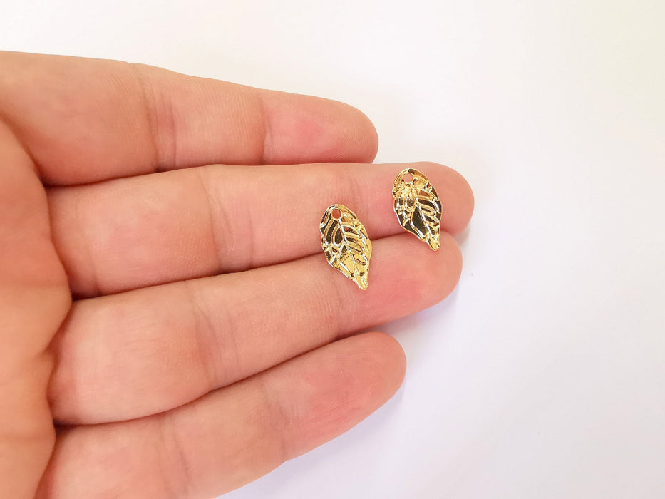 8 Leaf Charms 24K Shiny Gold Plated Charms (17x9mm)  G23067