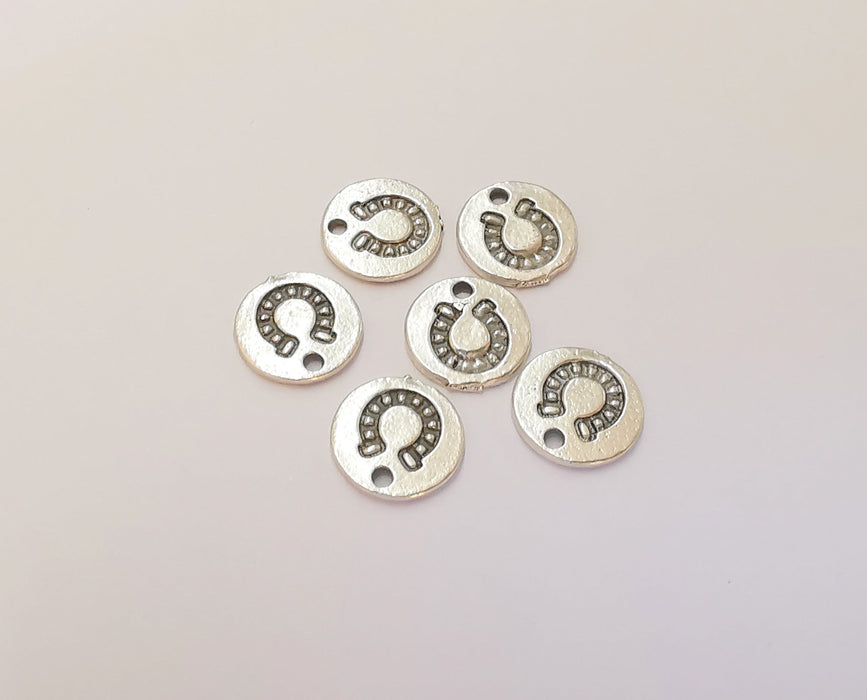 20 Round Horseshoe Charms Antique Silver Plated Charms (10mm)  G23081