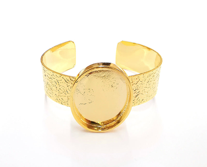 Bracelet blank Resin cuff Dry flower inlay blank Cuff bezel Glass cabochon base textured adjustable Shiny gold plated (40x30mm ) G23548