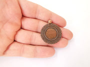 2 Leaves frame pendant blank Antique copper plated pendant (36x31mm) (18mm Blank Size)  G23574