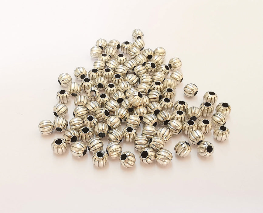 20 Silver Round Beads Antique Silver Plated Beads (5mm) G23124