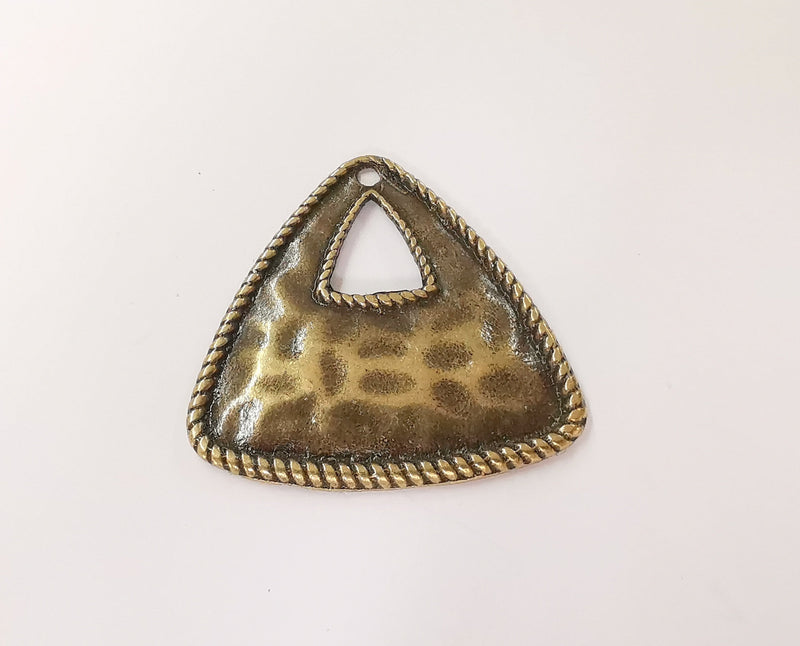2 Hammered triangle charms Antique bronze plated charms (44x42mm) G23634