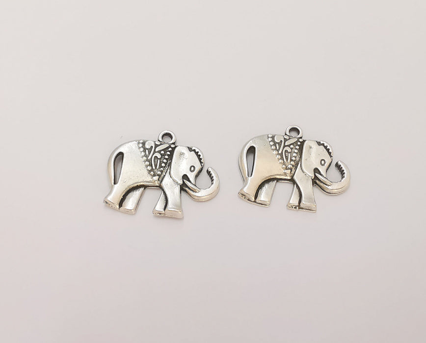 4 Elephant Charm Antique Silver Plated Charms (25x21mm) G23168