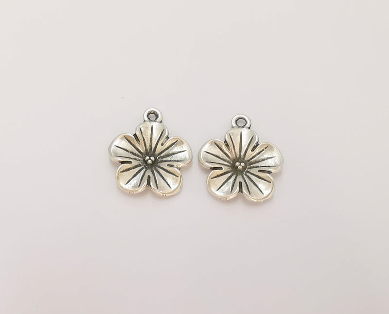 4 Flower Charms Antique Silver Plated Charms (23x19mm) G23170