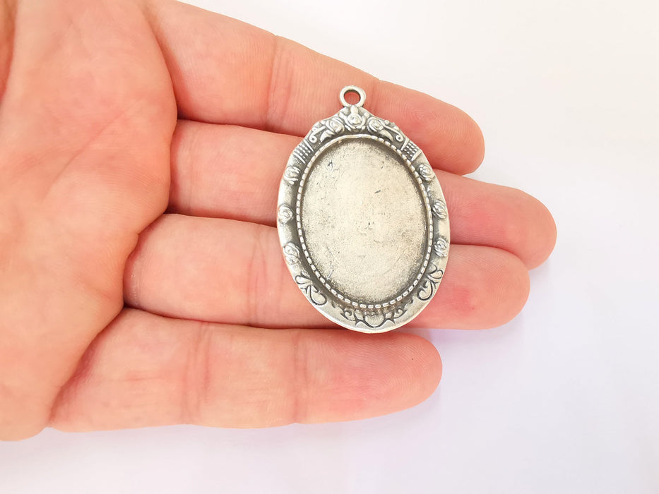 Flowers Frame Pendant Blank Antique Silver Plated Pendant (52x34mm) (34x24mm Blank Size)  G23189