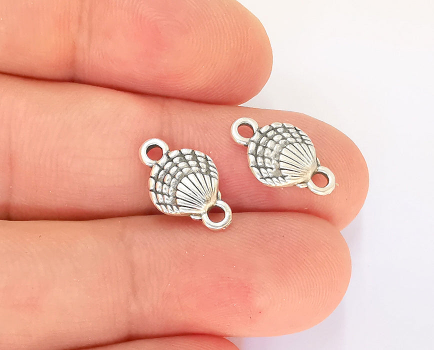 20 Oyster Sea Shell Connector Charms Antique Silver Plated Charms (16x10mm)  G23193