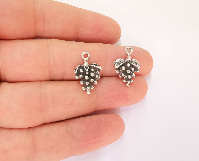 10 Bunch of Grapes Charms Double Sided Fruit Charms Antique Copper Plated Charms (20x12mm) G23207