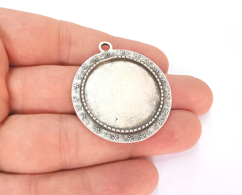 2 Frame Pendant Blank Antique Silver Plated Pendant (43x38mm) (29mm Blank Size)  G23224
