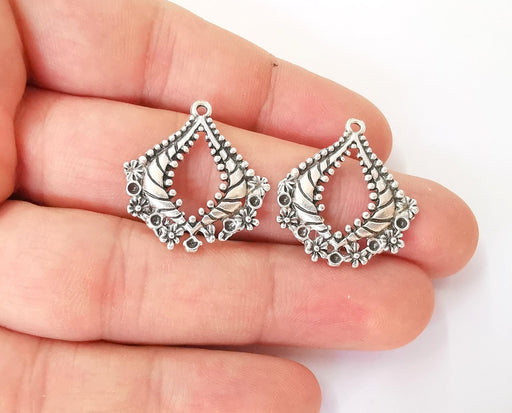 2 Flowers charms Antique silver plated brass charms (26x25mm)  G23719