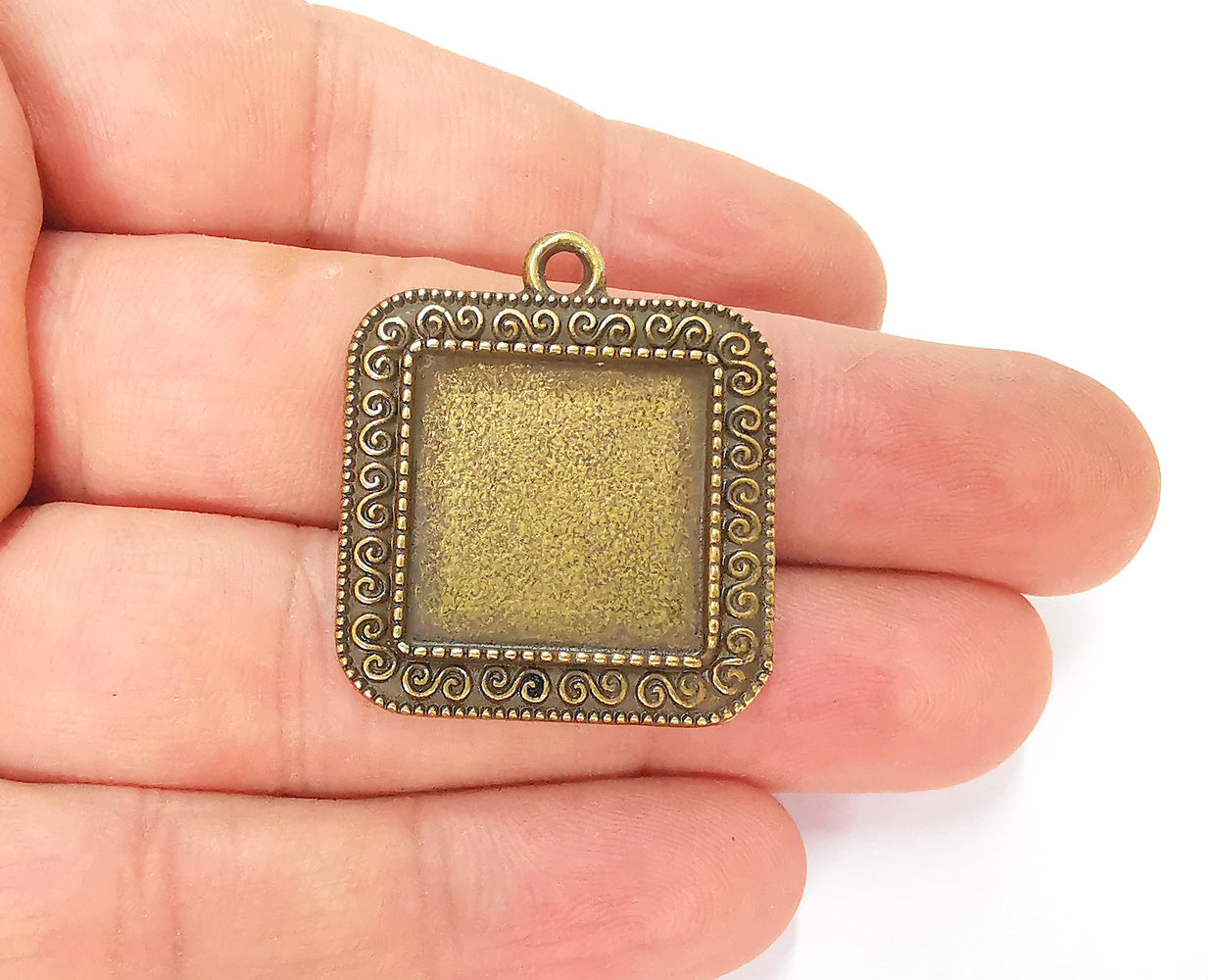 2 Square Frame Pendant Blank Antique Bronze Plated Pendant (34x29mm) (20mm Blank Size)  G23283