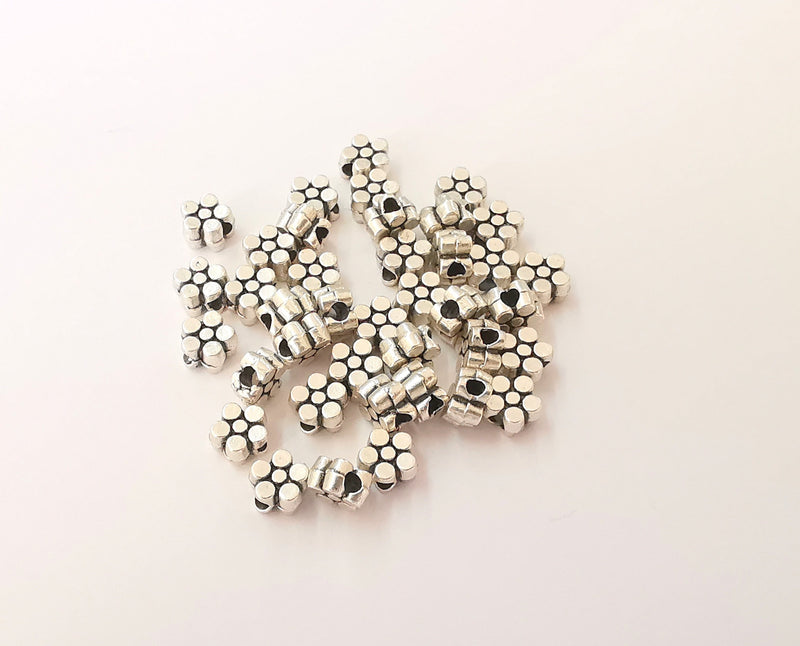 20 Silver flower beads ( Double sided ) Antique silver plated beads (5x3mm) G23748
