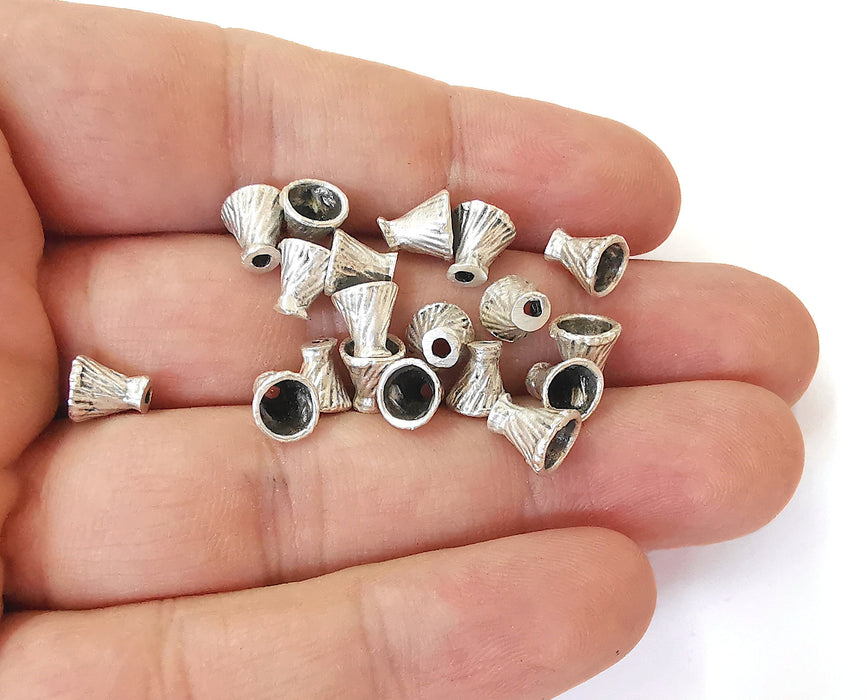 10 Silver cone caps findings Antique silver plated brass  (7x7mm)  G23754