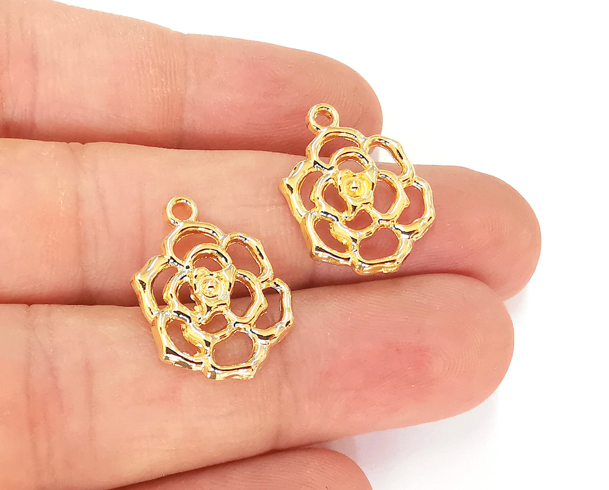 4 Flower Charms 24K Shiny Gold Plated Charms (22x17mm)  G23302