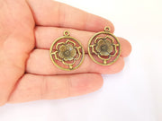 4 Flower Charms Antique Bronze Plated Charms (33x27mm) G23316