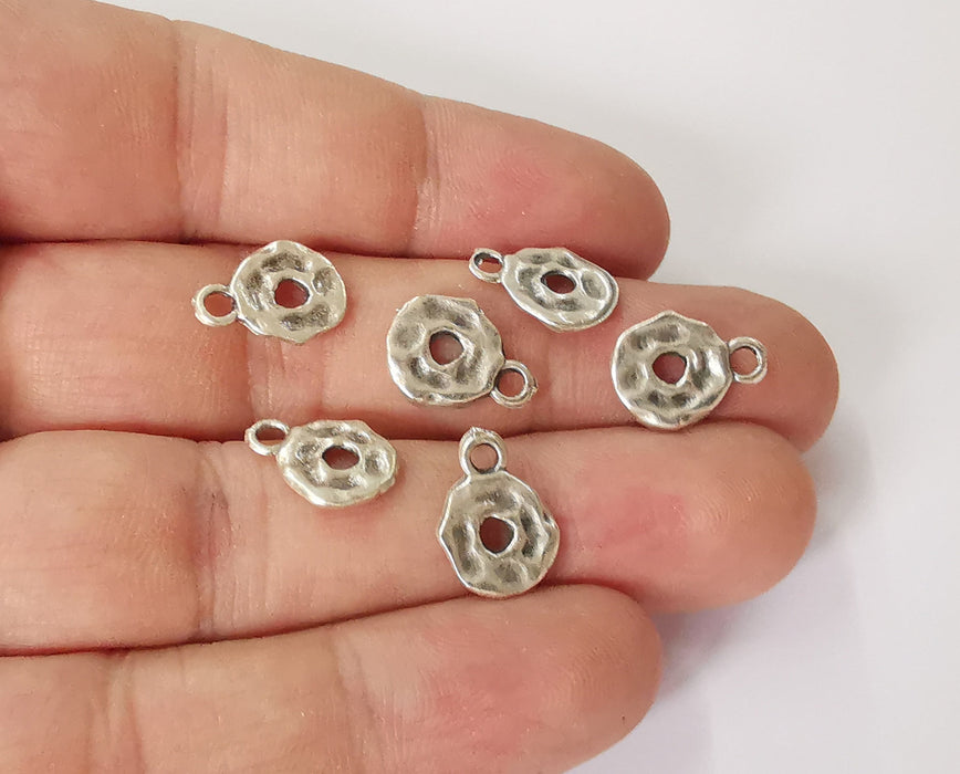 10 Hammered round charms Antique silver plated charm (14x10mm) G23766