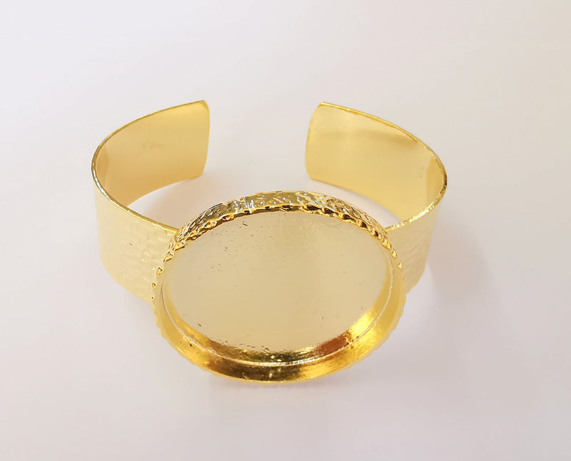 Bracelet blank Resin cuff Dry flower inlay blank Cuff bezel Glass cabochon base Textured adjustable Shiny gold plated (40mm ) G23348