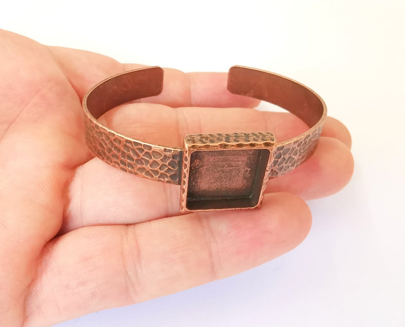 Bracelet Blank Resin Cuff Dry Flower inlay Blank Cuff Bezel Glass Cabochon Base Hammered Adjustable Antique Copper (16x16mm ) G23356