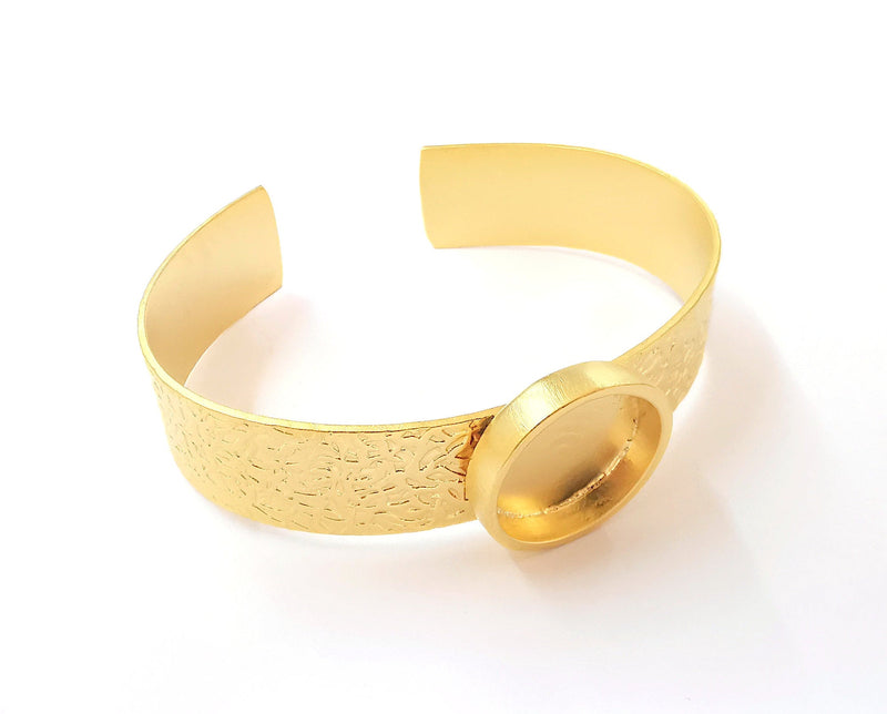 Bracelet blank Resin cuff Dry flower inlay blank Cuff bezel Glass cabochon base Textured adjustable matte gold plated (18mm ) G23376
