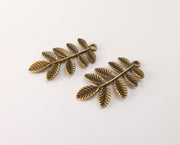 2 Leaf charms Antique bronze plated charms (38x21mm)  G23389