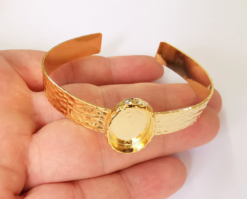 Bracelet blank Resin cuff Dry flower inlay blank Cuff bezel Glass cabochon base Hammered adjustable Shiny gold plated (18x13mm ) G23402