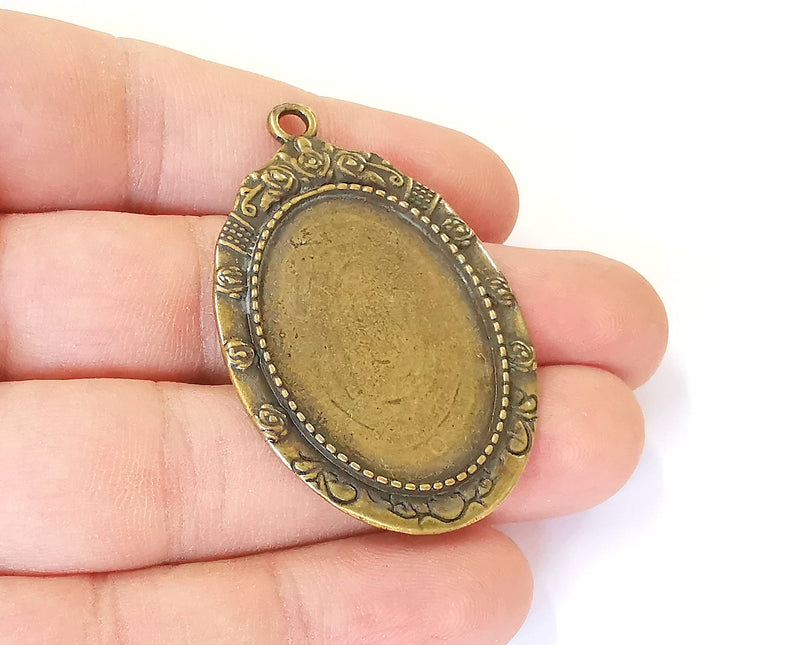 2 Frame pendant blank Antique bronze plated pendant (52x34mm) (34x24mm Blank Size)  G23421