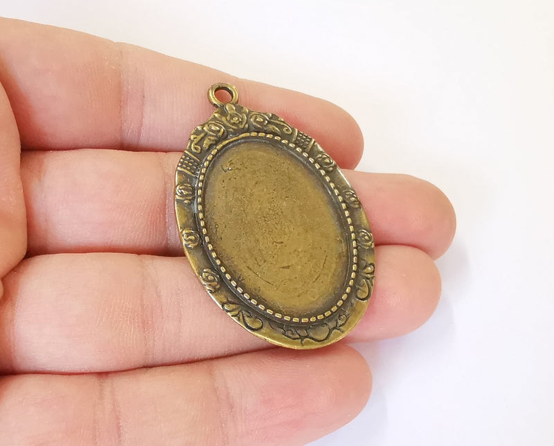2 Frame pendant blank Antique bronze plated pendant (52x34mm) (34x24mm Blank Size)  G23421