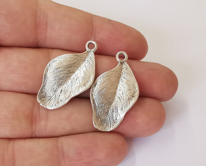 4 Leaf charms Antique silver plated charms (34x20mm) G23834