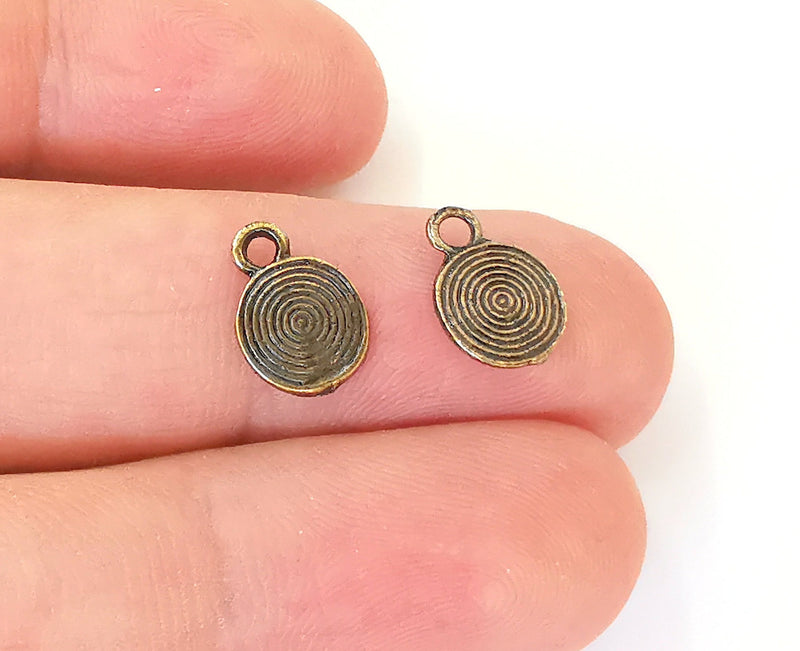 20 Spiral disc charm (Double Sided) Antique bronze plated charm (12x8mm) G23481