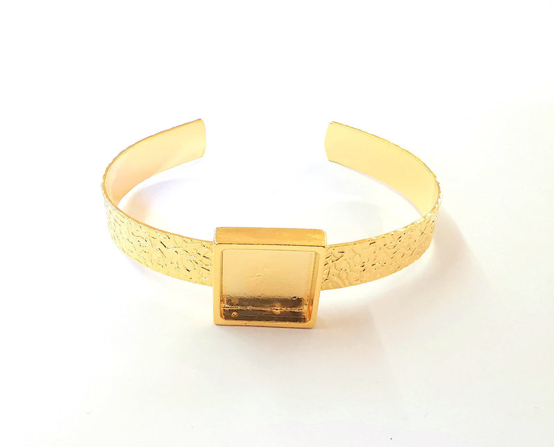 Bracelet blank resin Cuff dry Flower inlay blank Cuff bezel glass cabochon base textured Adjustable shiny gold plated (16x16mm ) G23498