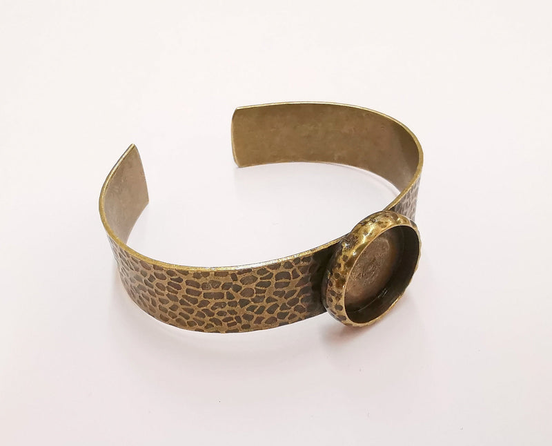 Bracelet blank Resin dry flower inlay blank Cuff bezel Glass cabochon base hammered adjustable antique bronze (18mm ) G23523