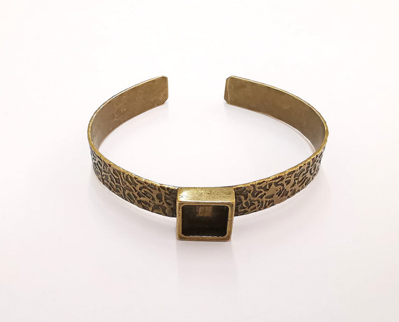 Bracelet blank Resin cuff Dry flower inlay blank Cuff bezel Glass cabochon base Textured adjustable Antique bronze (10x10mm ) G23531
