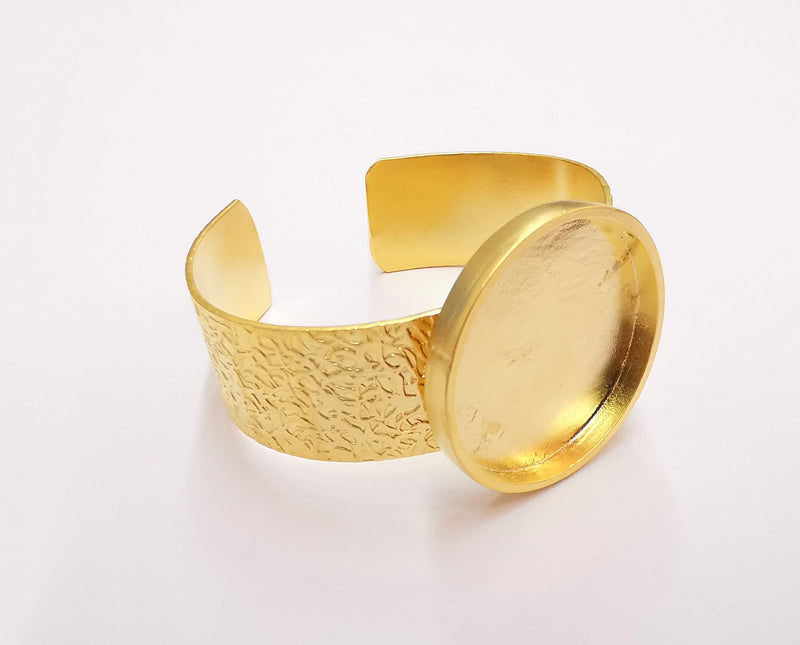 Bracelet blank Resin cuff Dry flower inlay blank Cuff bezel Glass cabochon base Textured adjustable matte gold plated (35mm) G23532