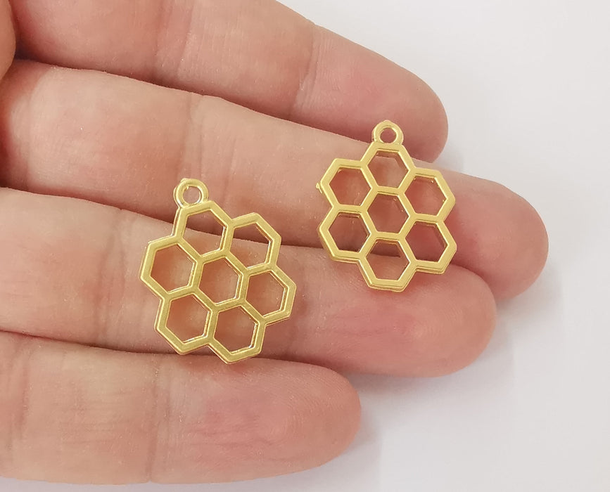 2 Honeycomb charms Gold plated charm (25x19mm) G23853