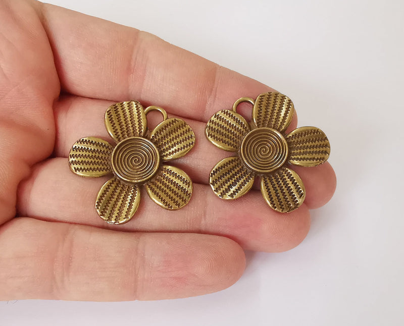 2 Flower charms Antique bronze plated charms (35x34mm) G23856