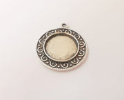 2 Silver frame pendant blank Antique silver plated pendant (32x28mm) (18mm Blank Size)  G23859