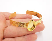 Bracelet blank Resin cuff Dry flower inlay blank Cuff bezel Glass cabochon base textured adjustable Shiny gold plated (18x13mm ) G23547