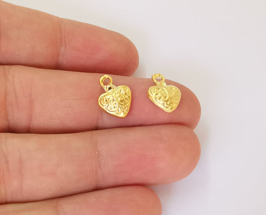 10 Cambered Heart charms Gold plated charms (13x10mm)  G23575