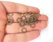 20 Twisted circle findings Antique bronze plated circle (9 mm)  G23609