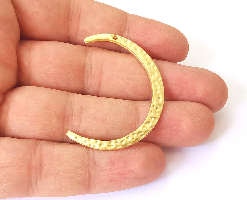 2 Hammered crescent charms Gold plated charms (46mm)  G23894