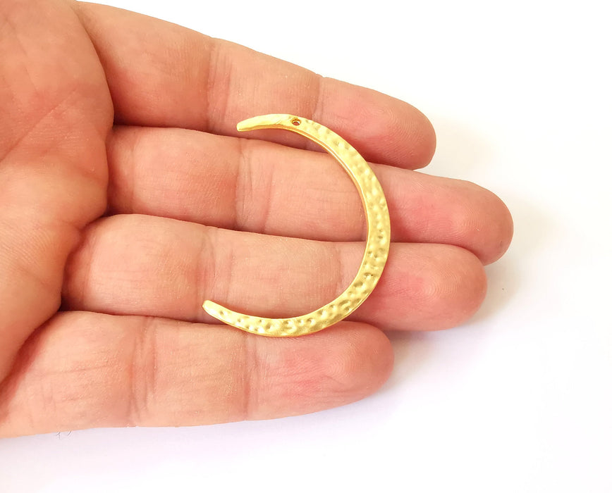 2 Hammered crescent charms Gold plated charms (46mm)  G23894