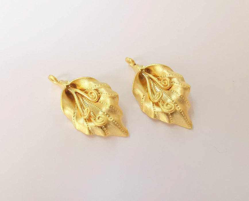 2 Leaf charms Gold plated brass charms (34x17mm)  G23900