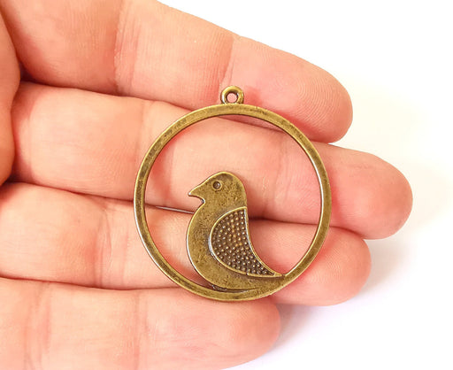 2 Bird circle charms Antique bronze plated charms (41x38mm)  G23901