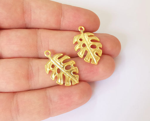 2 Monstera leaf charms Gold plated charms (27x18mm)  G23902